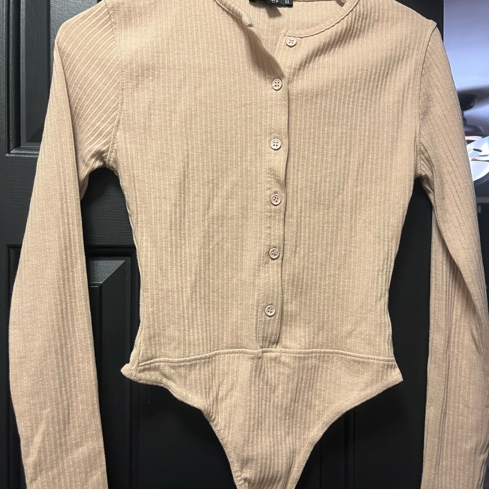 PLT Ribbed Long Sleeve Button Up Nude/Taupe Body Suit US size 6